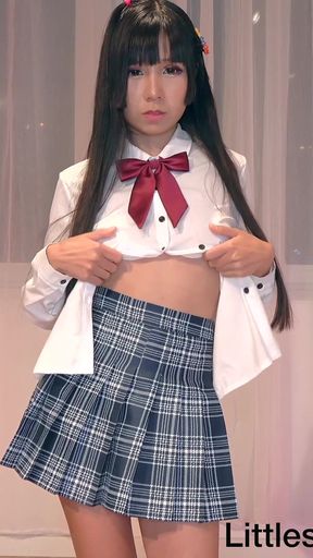 Jap girl Squirts & Pee