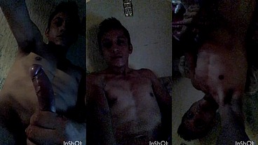 Recostado en la cama