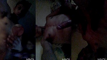 Recostado en la cama