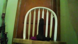 Loose cougar shows you into her vagina and milks her