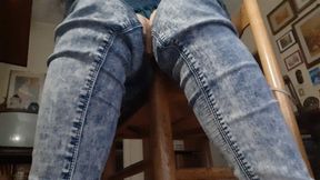 STINKY FEET AND SLIPPERS THAT TASTE OF ROTTEN CHEESE