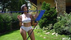 Curvy Latina milf is a real amazon in animal bang with a strong snake