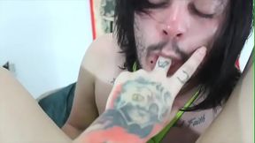 CORTES: CASAL REAL | CORNO OBEDECE A MULHER E COMO BOM CAPACHO FAZ TUDO O QUE ELA MANDA E FODE A BUCETA DELA AT&Eacute_ ELA MANDAR ELE PARAR | Jully DeLarge e Nick