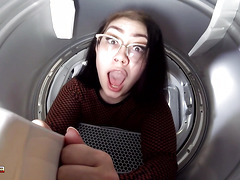 Lenna Lux - Trapped and Full