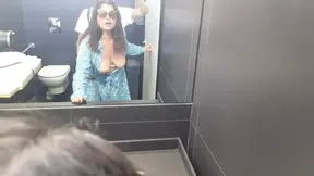 Stepmom was Fucked in the Women&#039;s Toilet of the Shopping Center