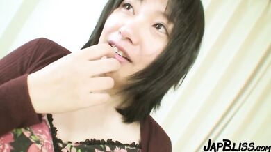 Japanese MILF Getting Fucked Without A Condom