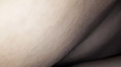 Pinasuk na at pinutokan chubby pinay gets creampied hard