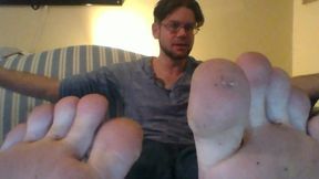 Role-playing Foot-fetish and Light Dom-play Ends with Blowjob