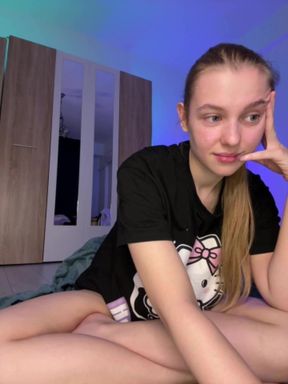 I could watch those tits bounce for hours