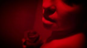 Roberta Faganelli - Tomando um banho gostoso peladinha e sensualizando