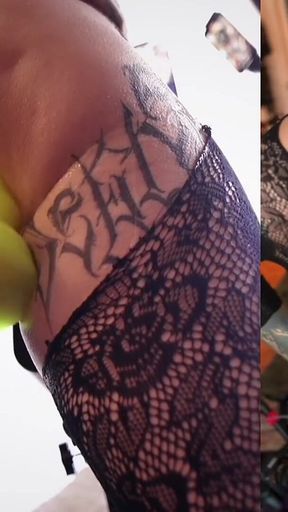 Size Queen Goonette Lena Vesper Gets Milked and Wrecked