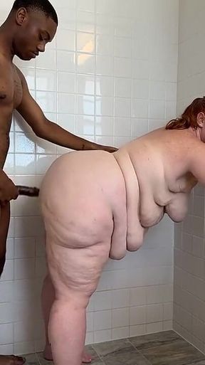 Bts with BBW Julie Ginger