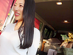 336KNB-307　【人妻と外でヤッたらどうなる？】艶美な雰囲気のな美乳奥様とお外でハメ撮り。SEXがとってもお好きなようで、ま●この締まりがエグい美人奥様。