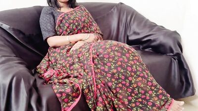 Stepmom begs me to pound her hard - Hindi Dirty Talk sex tape