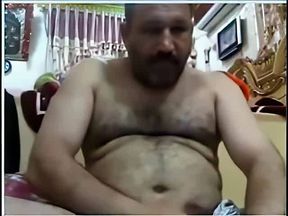 Bear Masturbating: Mature Arab Edition