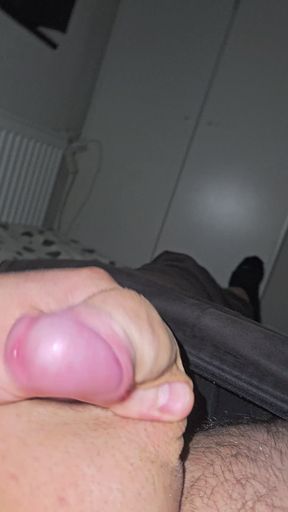 Dhhdbbd<br />
Vsbz bznznnNz, b, b nMmqjhshsbna w ns