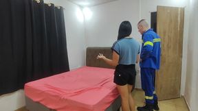 Camera Catches Married Giving Ass to Electrician