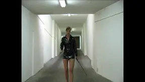 Sweet domina eats her girlfriend's wet pussy