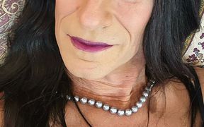 Jerk-off with Cassandracassandra