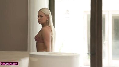 GirlGirlXXX - Super Cute Curious Stepsisters Get Deep In Their Pussies (Harley King & Phoebe Kalib)