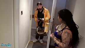 dial a pizza get a creampie ffm threesome with pizza porkpie