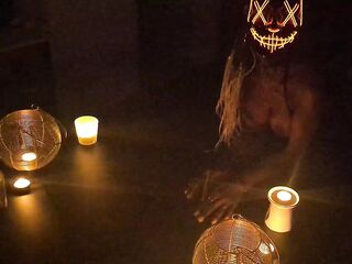HALLOWEEN - Ritual Summoning A Bang Pet
