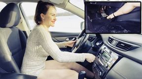IRINA CRANKING BARE FEET NISSAN QASQAI 1080 full video 5 min