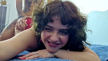 FOURSOME - dividimos o cuzinho das nossas esposas e gozamos na cara das duas