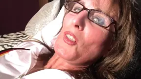 Horny sluts show their pussy by bb-video production