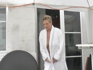 Big breasts golden-haired milf cunt banging in the kitchen