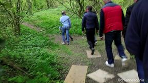 20 min de video ou je suce des bites a la chaine et je me prend du sperme ...