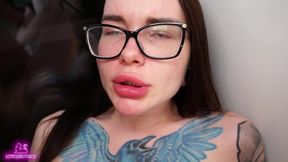 eva gold seduces her programmer boyfriend. by murkovski