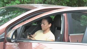 Jenna tramples on the pedal and slave sucks on the gas Face wmv