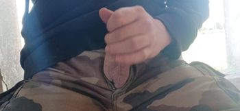 I in military pants