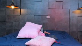 Caroline Joness Private Show