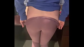 Cute ass used for cumdump while shaking it like a teasing thot. I wouldn&rsquo_t let him fuck me for a few weeks so begged to jack off.