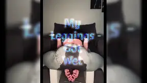 Tight wet leggings turn MILF into horny mess