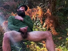 Jacking off in the sun. Watch me cum in the sun