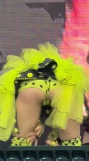 Athletic blonde Filipina solo, showing off her tight phat ass