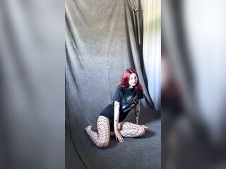 Fishnet's hawt backstage