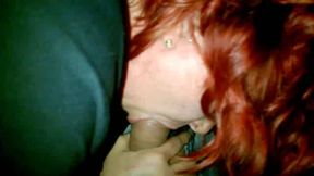 Puttana italiana caricata in auto e inculata