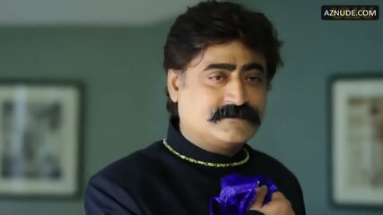 Aunty seduced old man sex