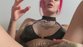 My clitoris likes cigarettes