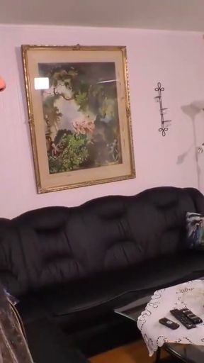 Er wollte nur Telefonieren fickte die Rothaarige Milf hart   Clip 1