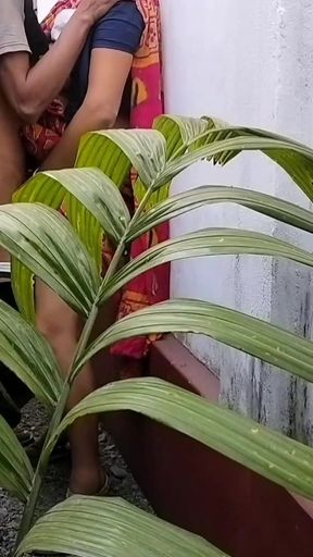 House Garden Clining Time Sex A Bengali Wife With Saree in Outdoor ( Official Video By Villagesex91)   Clip 1