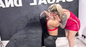 Dwarf GF with a Big Ass Shows Off Her Pussy