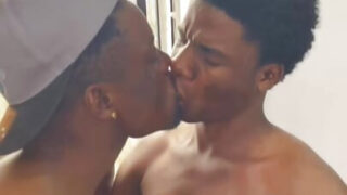 đen, ba người, không dùng bao cao su, bố, mông tròn, mông tròn – những chàng trai trẻ nghiệp dư, dương vật đen to bị quan hệ tình dục qua hậu môn