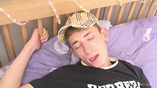 Twink Amateur Kia Marsden Jacks Off