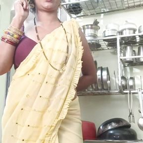 Bhabhi hot moment sex videos cooking night time