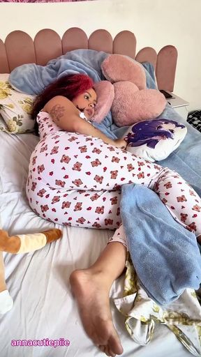 Chubby Girl Week of Farts Daily Short Clips Gassy Girl Natural Loud Rips Compilation